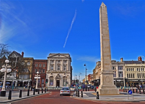 Southport (Sea, shops & sights)