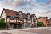 Scentic tour stopping Stratford Upon Avon